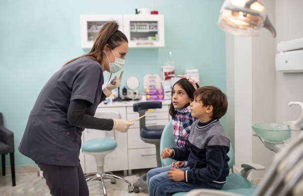 Best Root Canal Treatment  in Ferndale, MI